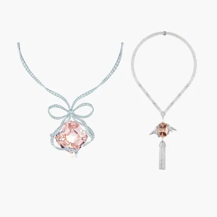 عقود مزينة بأحجار المورجانيت