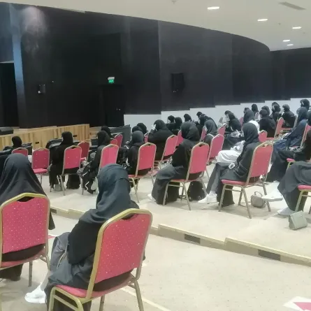 الكلية التقنية للبنات بجدة تنهي برنامج التهئية للمقبولات