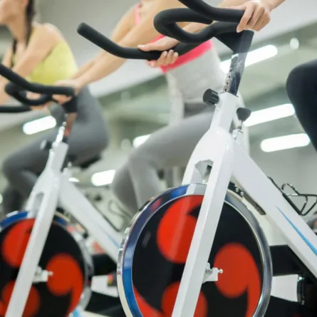 تمارين العجلة لشد الجسم