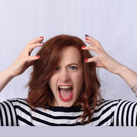 المشاعر السلبية