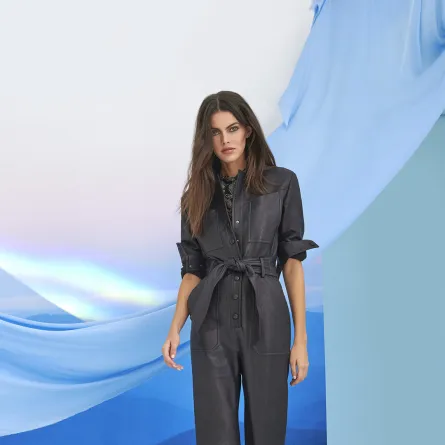 جمبسوت من فيرونيكا بيرد Veronica Beard