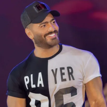 تامر حسني من حفله بالساحل الشمالي.. الصورة من حساب تامر على انستقرام