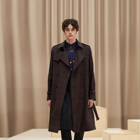 أجمل موديلات المعاطف من مجموعات خريف 2021