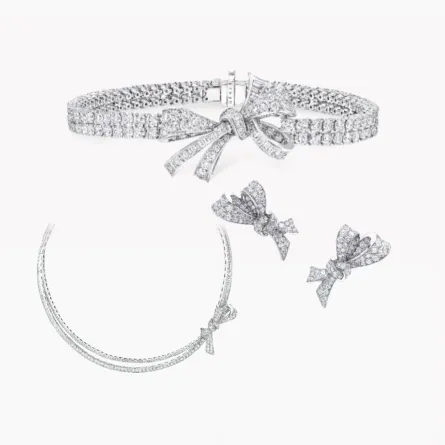 أطقم ألماس للعروس وطرق تنسيقها مع فستان الزفاف 