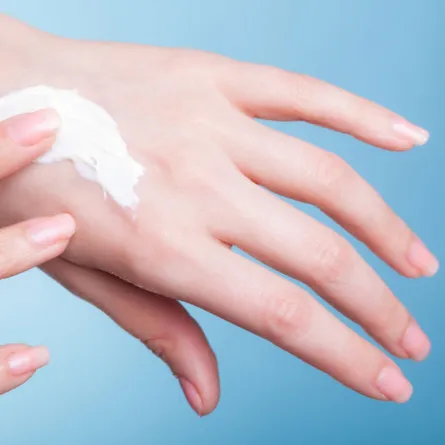  أعراض مرض جلد الفراشة والعلاج 