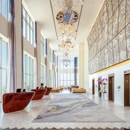 فندق "إس إل إس"