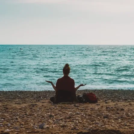 عادات للمساعدة علي تهدئة عقلك من القلق 