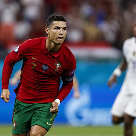 كريستيانو رونالدو- الصورة من موقع Guiness qorld records