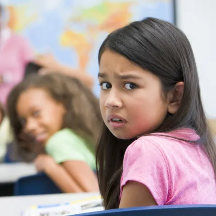 أسباب وعلامات وعلاج ظاهرة التنمر المدرسي