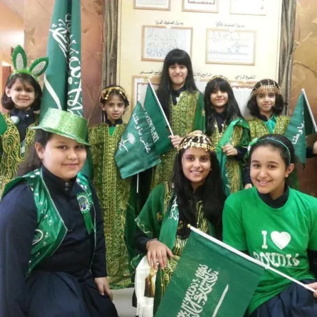 في اليوم الوطني السعودي .. 6 نصائح لتعليم طفلك  