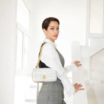 إليكِ إطلالات خريفية راقية من وحي لانا الساحلي