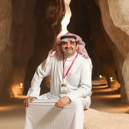 الدكتور بشار عبد الحسين عبد الرضا من انستقرام الفنان