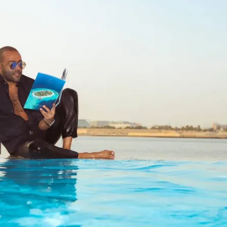 تامر عاشور - الصورة من حساب تامر عاشور على الفيس بوك