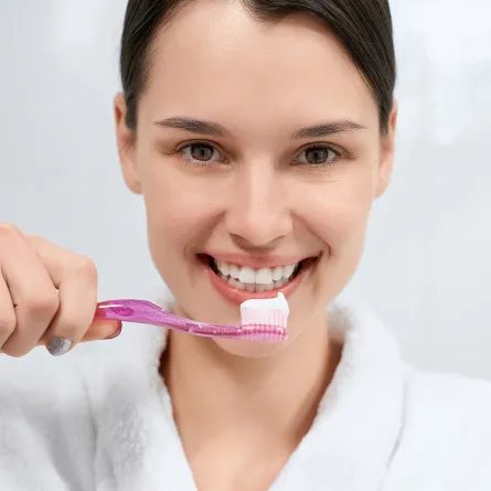 ما سبب أهمية رعاية الأسنان قبل الولادة للأم والطفل؟