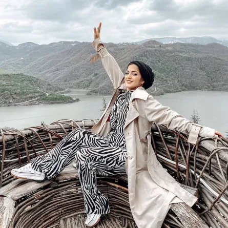 للمحجبات.. صيحة طبعات الحيوانات بأسلوب ميسم الفيصل 