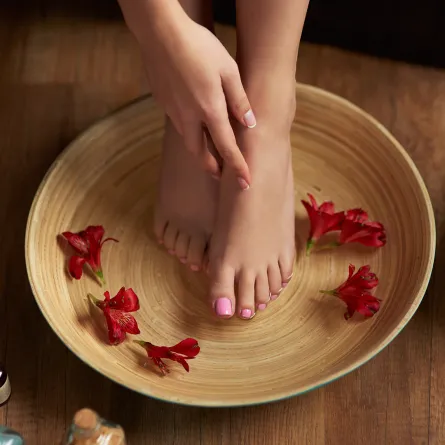  8 نصائح للتخلص من روائح القدمين المزعجة