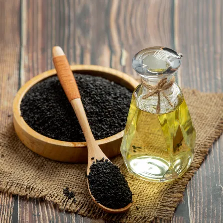  فوائد زيت الحبة السوداء للمرأة 