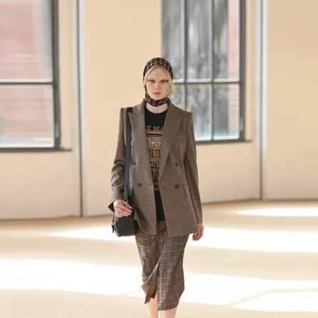 التنورة الميدي- ماكس مارا Max Mara