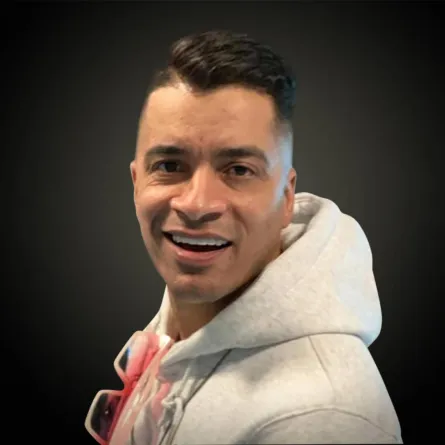 حسن شاكوش - الصورة من صفحته الرسمية على الفيس بوك