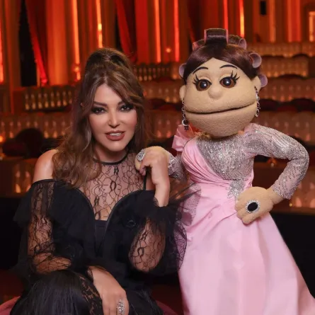 سميرة سعيد مع أبلة فاهيتا .. الصورة من حسابها على انستقرام