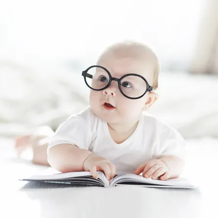 علامات ذكاء الرضيع