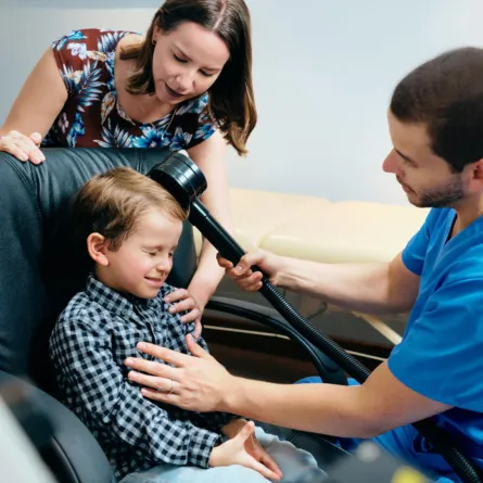 مصاريف طفل التوحد .. وكيف يمكن تخفيفها؟