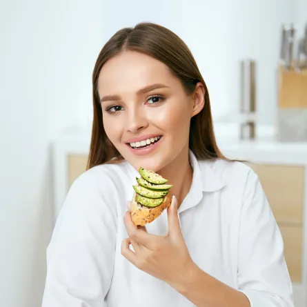 5 أطعمة ستدمر صحتك و6 ستزيدك قوة وفق دراسة علمية