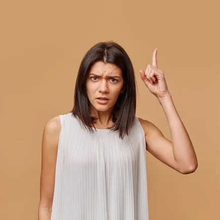 طرق للتحكم في مشاكل الغضب في علاقتكما