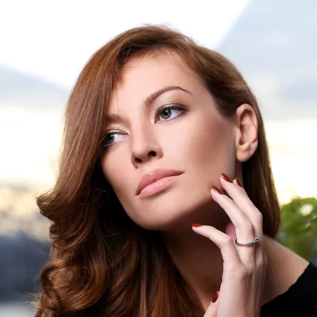 كيف يستعمل البرايمر للوجه والعيون والرموش والشفاه ؟