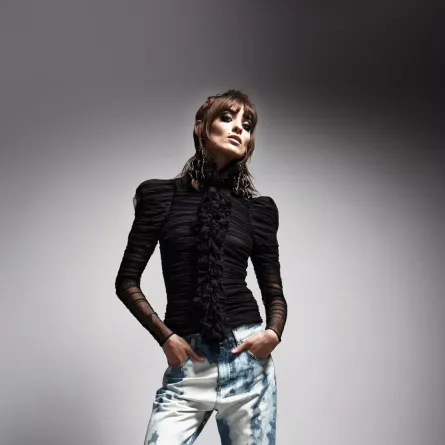 بلايز سوداء 