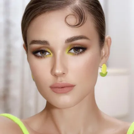 مستحضرات مكياج صديقة للبيئة