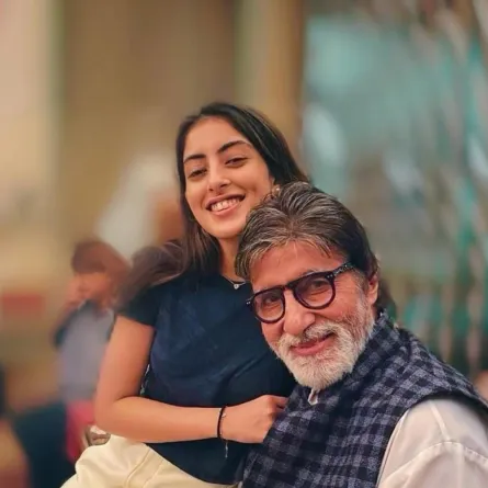 أميتاب باتشان ونافيا نافيلي- الصورة من حسابها على إنستغرام