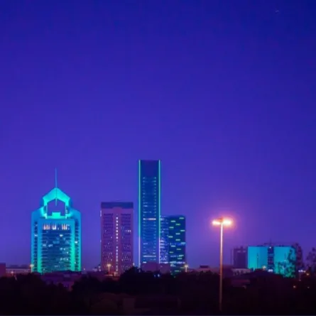 معالم الرياض تتزين باللون الأخضر- واس