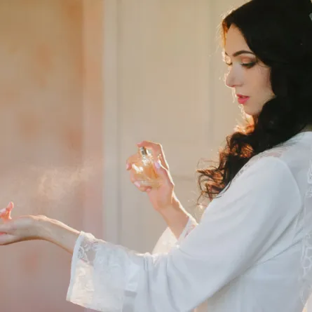 أفضل عطور العروس في شهر العسل