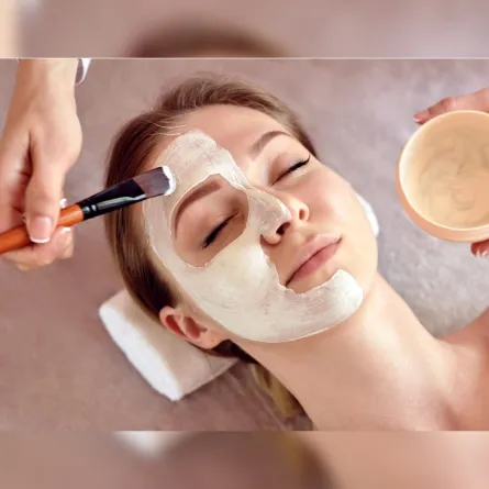 دقيق الأرز للبشرة: فوائده وكيفية استخدامه