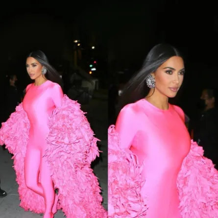 كيم كردشيان في زي من بالنسياغا Balenciaga