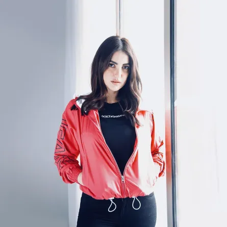 درة زروق بإطلالة رياضية