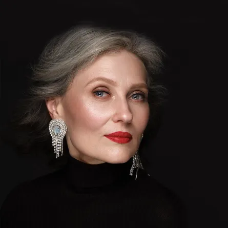 مكياج ناعم لوالدة العروس بمستحضرات ينصح بها المحترفون