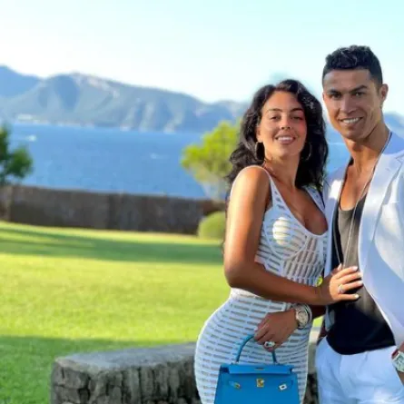 رونالدو وجورجينا- الصورة من انستغرام جورجينا