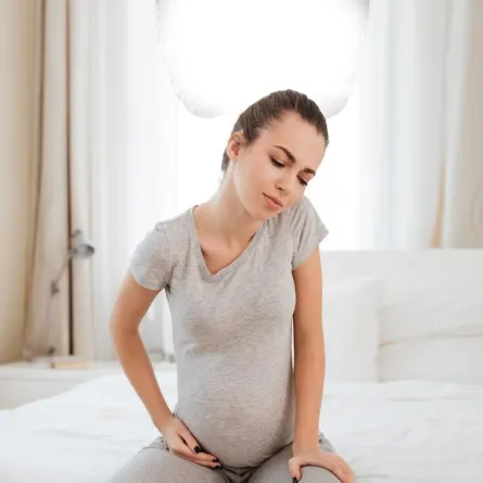 صورة لحامل تعاني من التقلصات