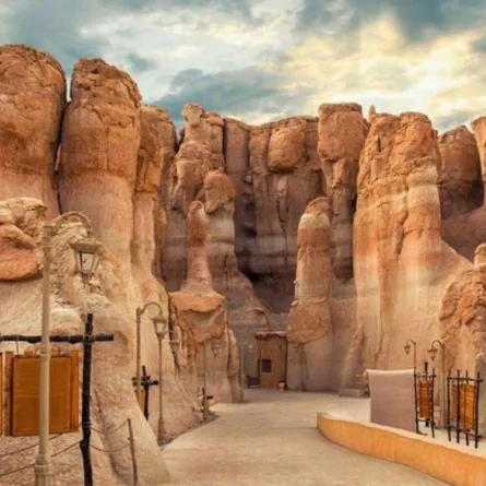 جبل القارة - الصورة من حساب روح السعودية على تويتر