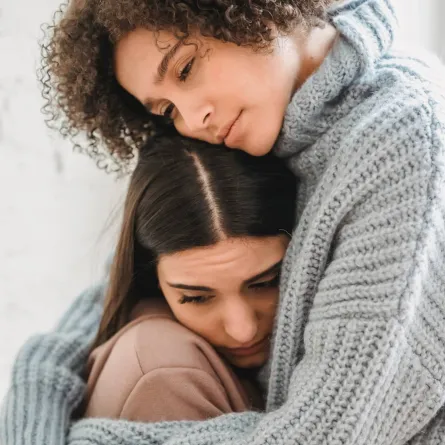 كيف تساعد صديقاً مكتئباً