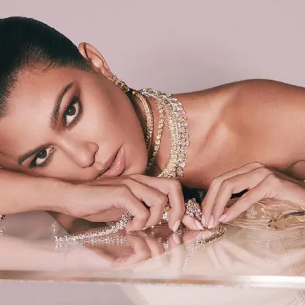 خاتم خطوبة كورتني كارداشيان Kourtney Kardashian -الصورة من حسابها على انستغرام