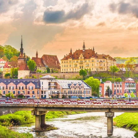 رحلة رومانسية إلى رومانية مناسبة للزوجين