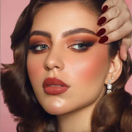 مكياج عينين خريفي