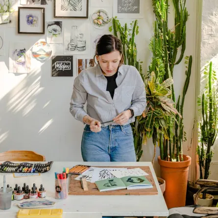 الفرق بين المؤلف والسيناريست