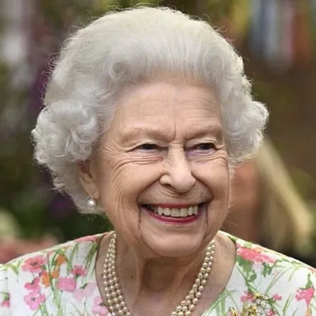 الملكة إليزابيث - الصورة من Us Weekly