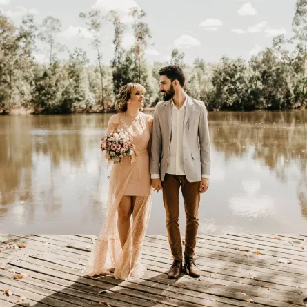 علامات تعرفك أنه بخيل قبل الزواج 