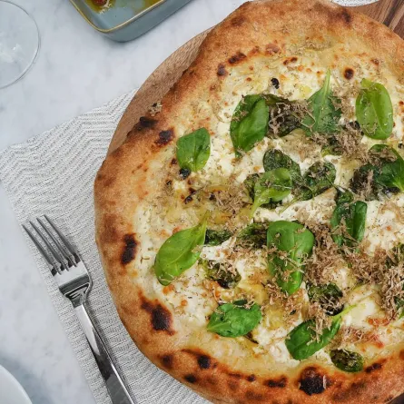 دليل عالم المطاعم في أبوظبي من لونلي بلانيت