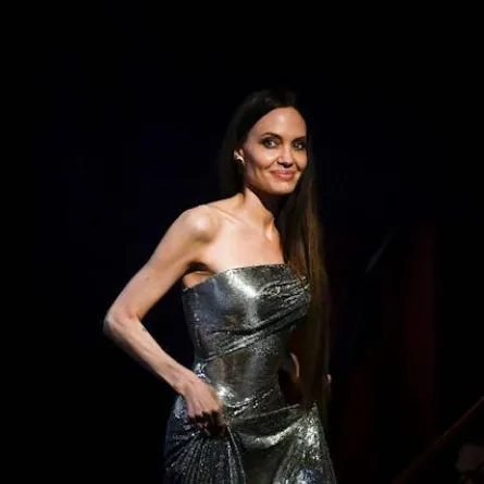 أنجلينا جولي - الصورة من Yahoo